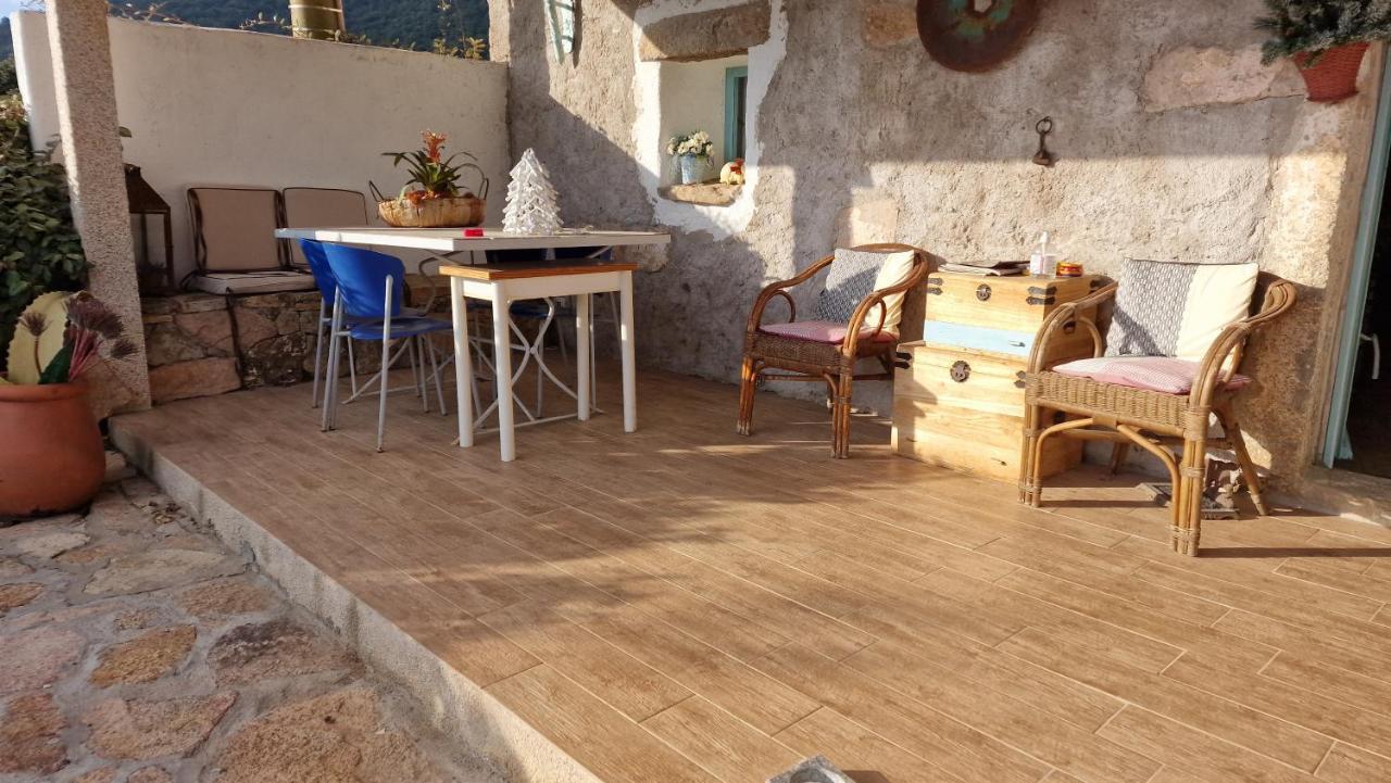 Вилла Rifugio Monte Pino Telti Экстерьер фото